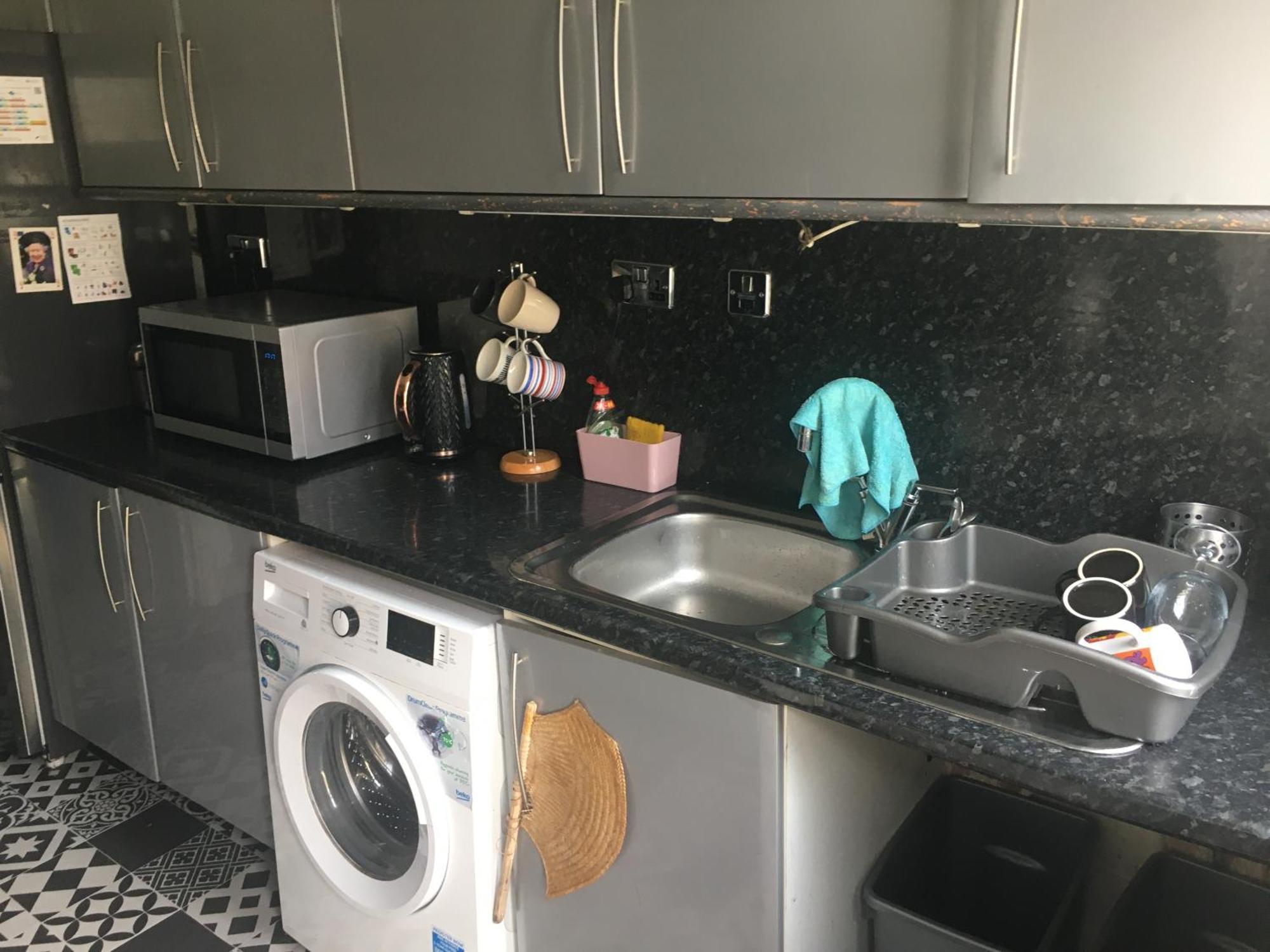 Single Room - Town & University Nearby, 24H Bus, Airport-Linked Manchester Exteriör bild